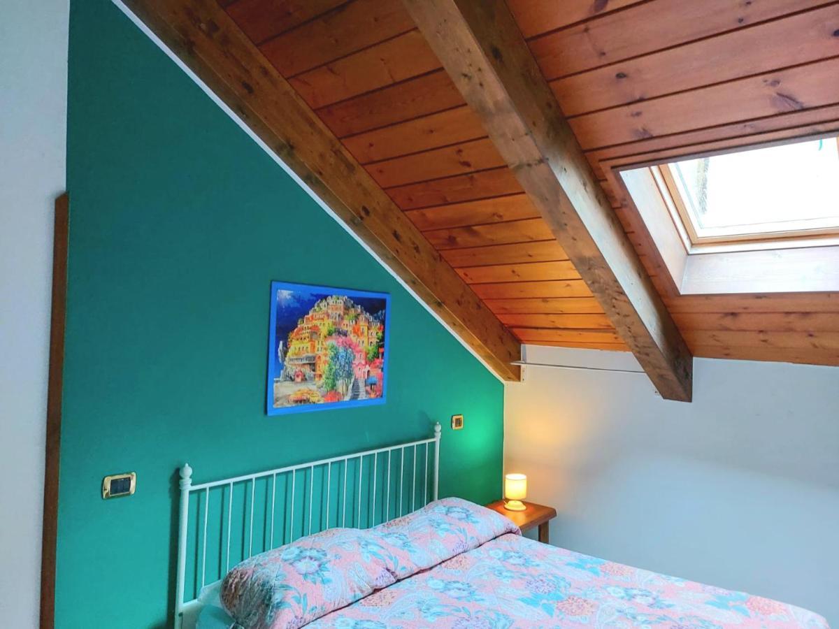 Agriturismo Il Pettirosso Аджерола Экстерьер фото
